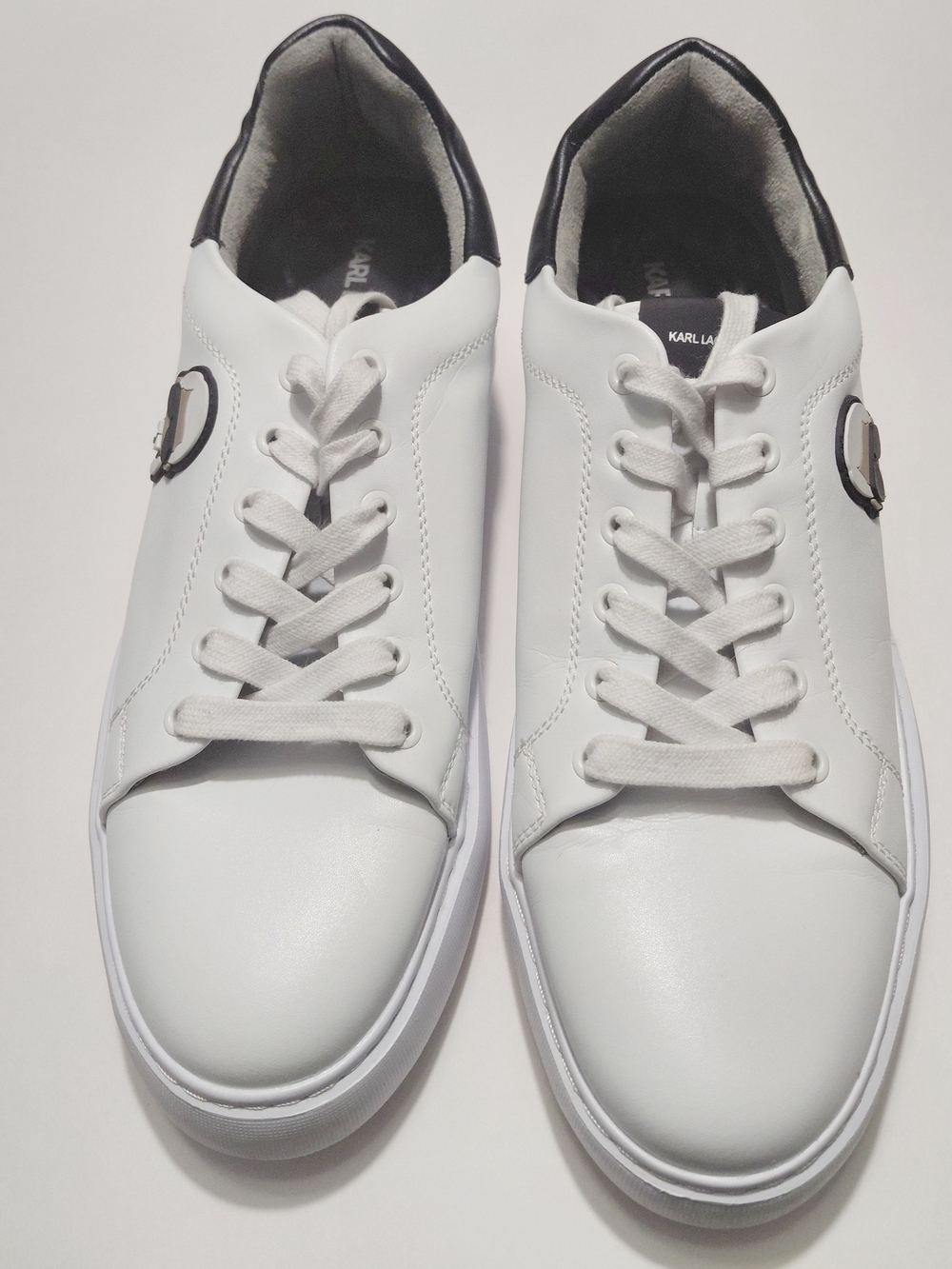 KARL LAGERFELD Men's Paris Karl Head Black and White Sneakers Size 10.5M